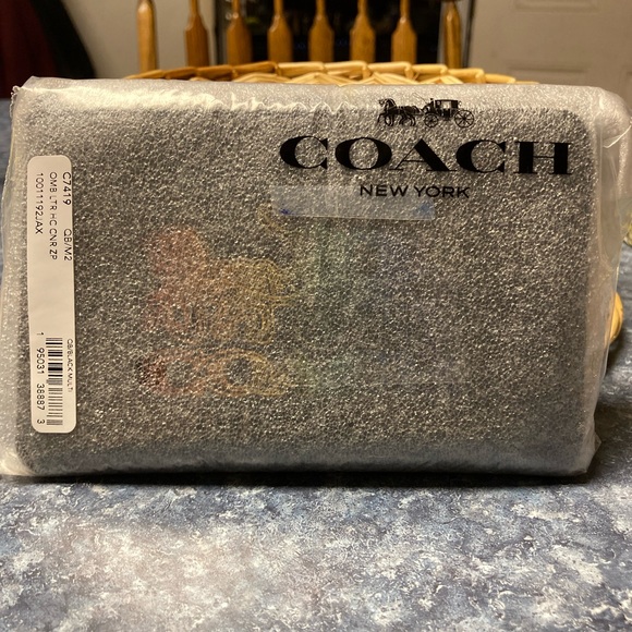 Coach horse&carriage/gunmetal/black/multi. NWtags - Picture 4 of 6